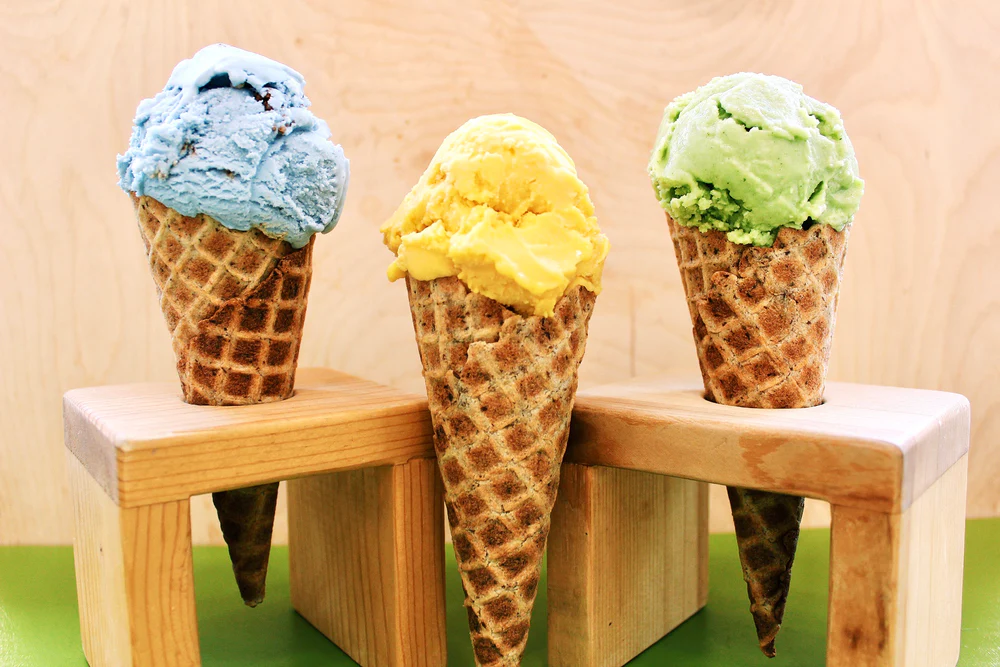 Tre coni gelato artigianale SENZA